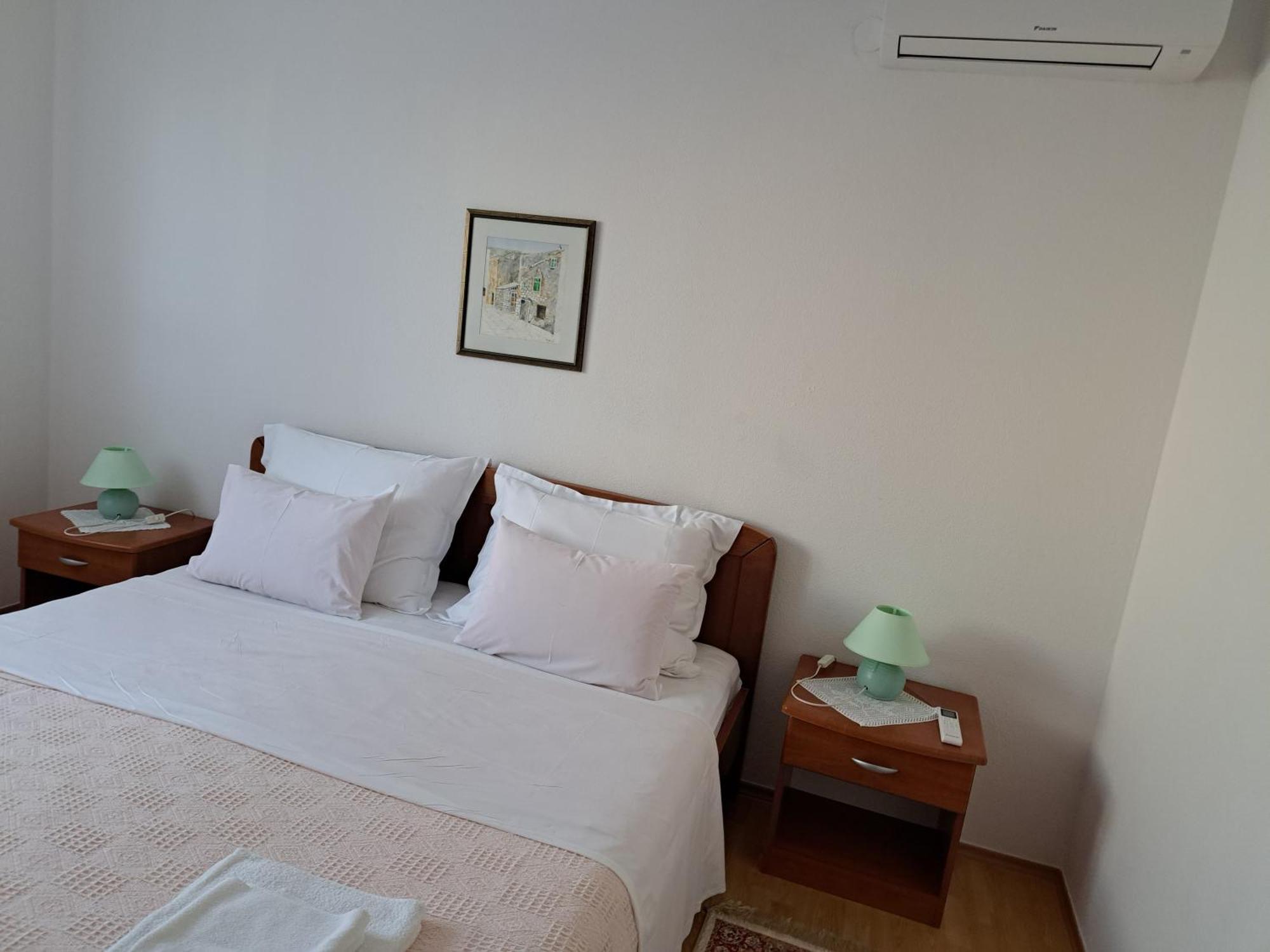 Apartments Pink House Povljana Εξωτερικό φωτογραφία