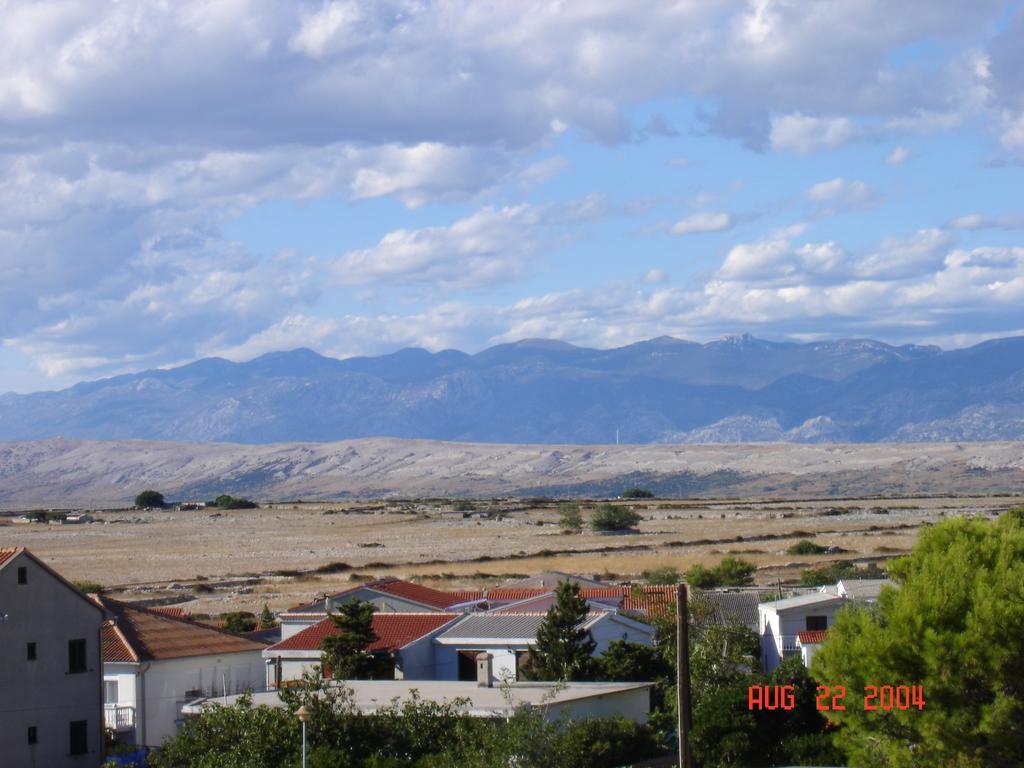 Apartments Pink House Povljana Εξωτερικό φωτογραφία